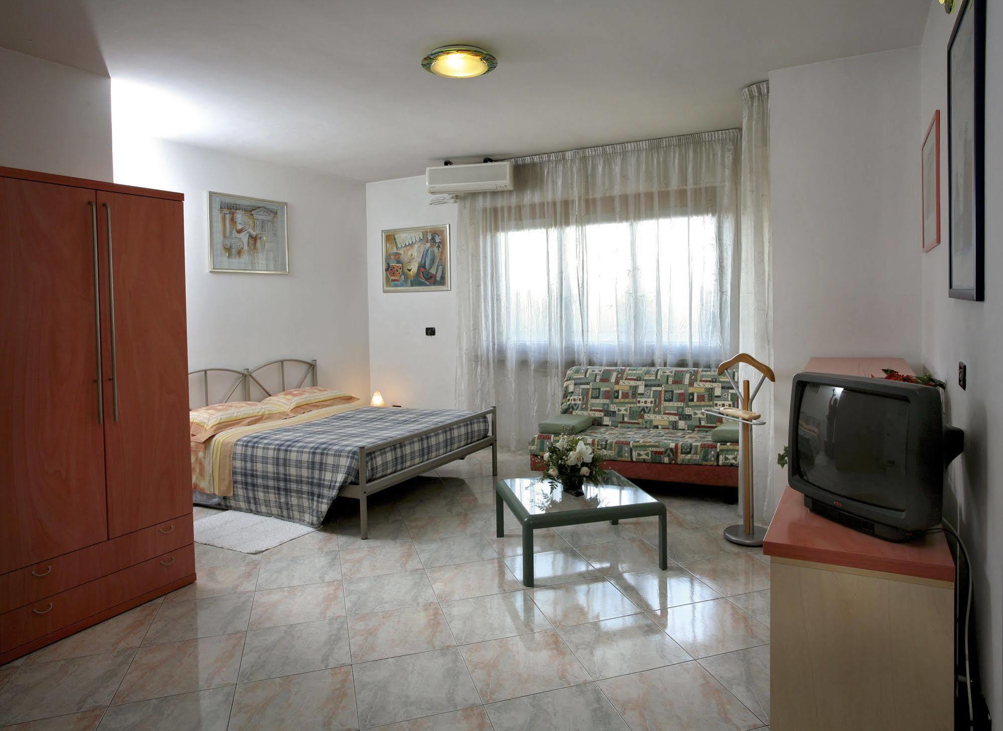 טורינו Hotel Residenza Delle Alpi מראה חיצוני תמונה